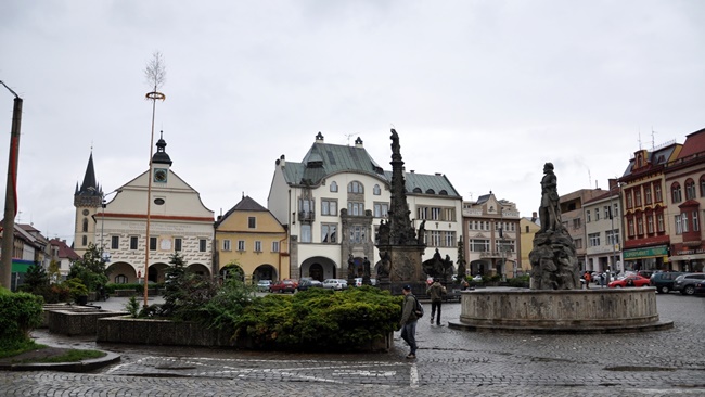 rande měsíce online Dvůr Králové nad Labem